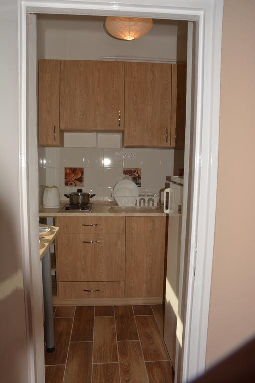 Poetyi Flat Budapeste Exterior foto